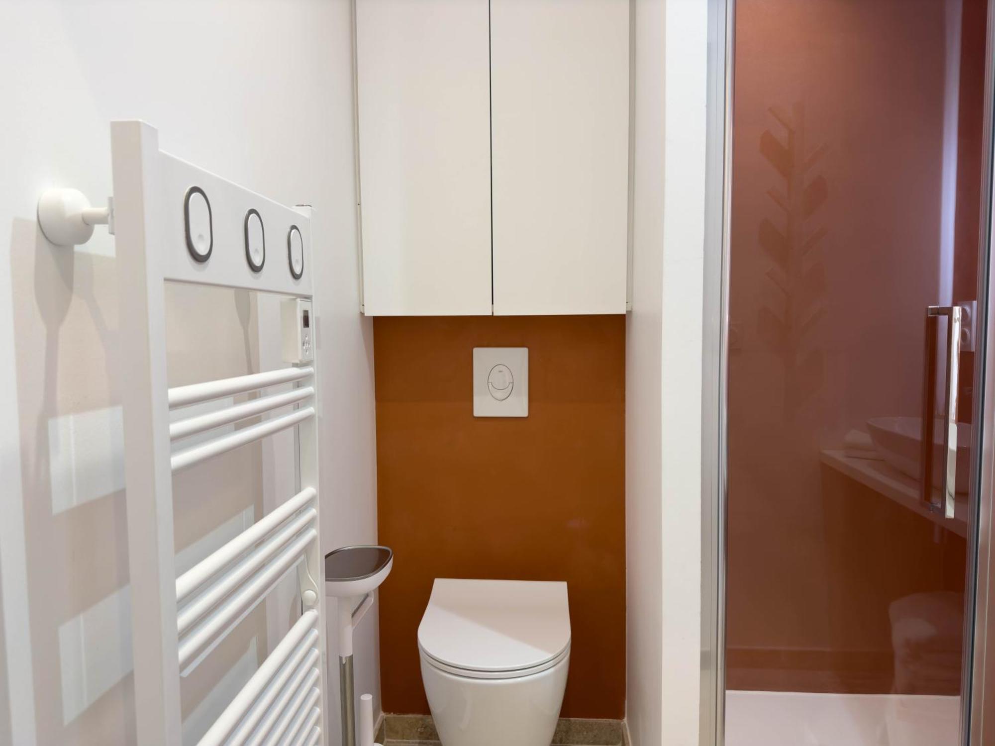 Les Suites Du 13 Эг-Морт Экстерьер фото
